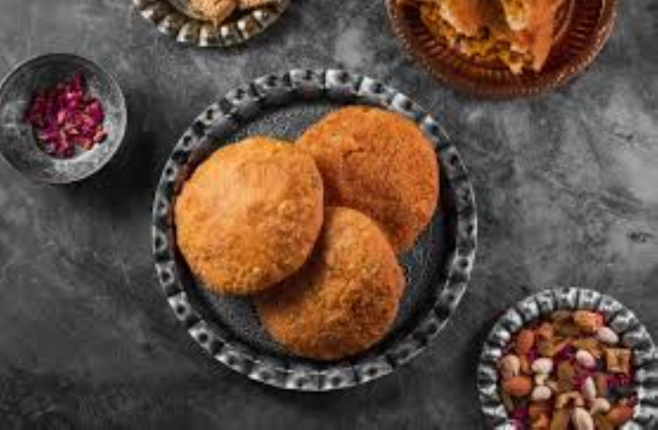 Pyaz Kachori